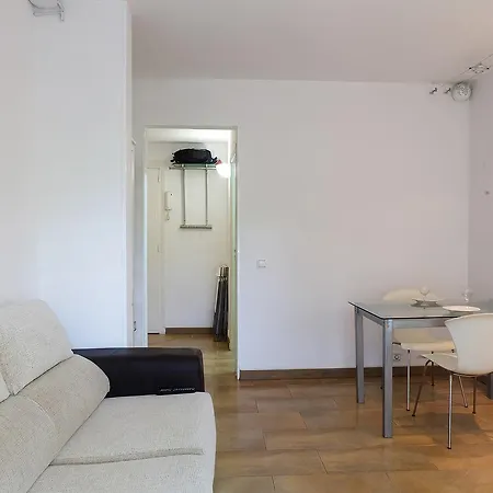 Flat 1/apartment Apartment *