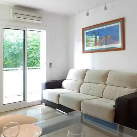 Flat 1/apartment